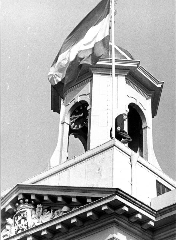 Foto 1977488011